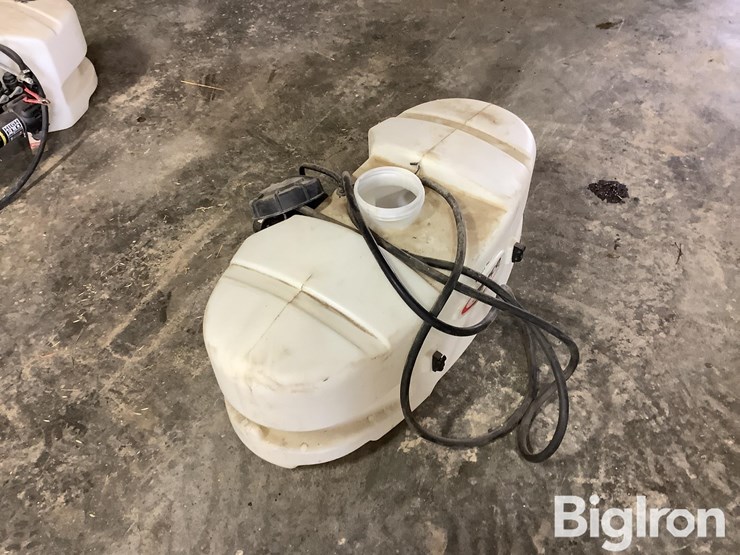 fimco-25-gallon-atv-sprayer-image-2