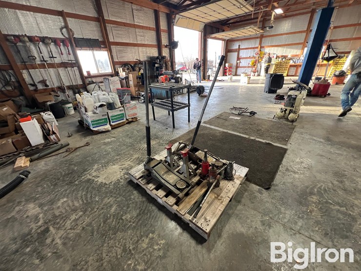 jacks-&-stands-image-5