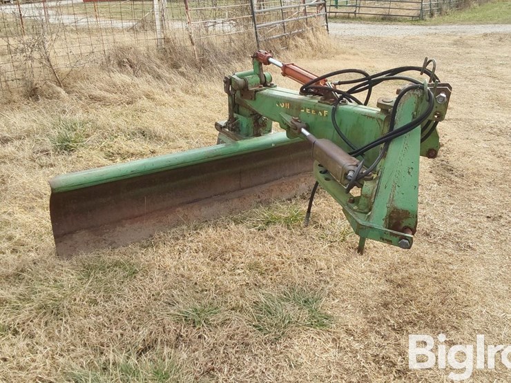 john-deere-115-image-3