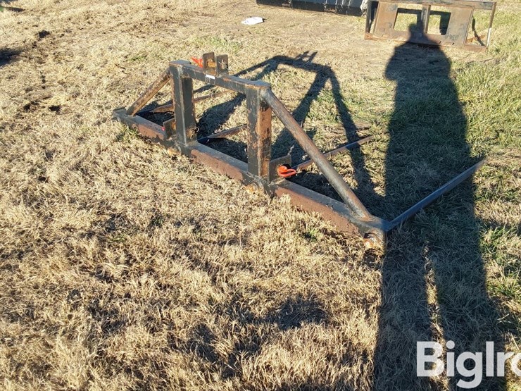 3-pt-mounted-bale-spear-image-5