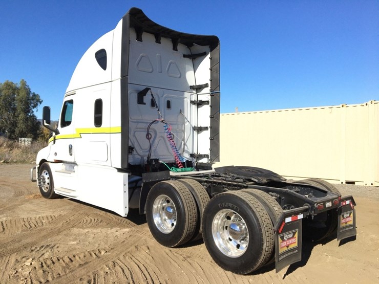 2023-freightliner-cascadia-truck-tractor,-image-4