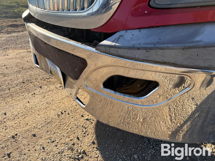 international-prostar-image-11