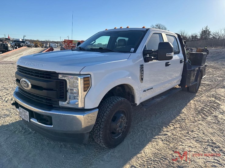ford-f350-xl-image-4