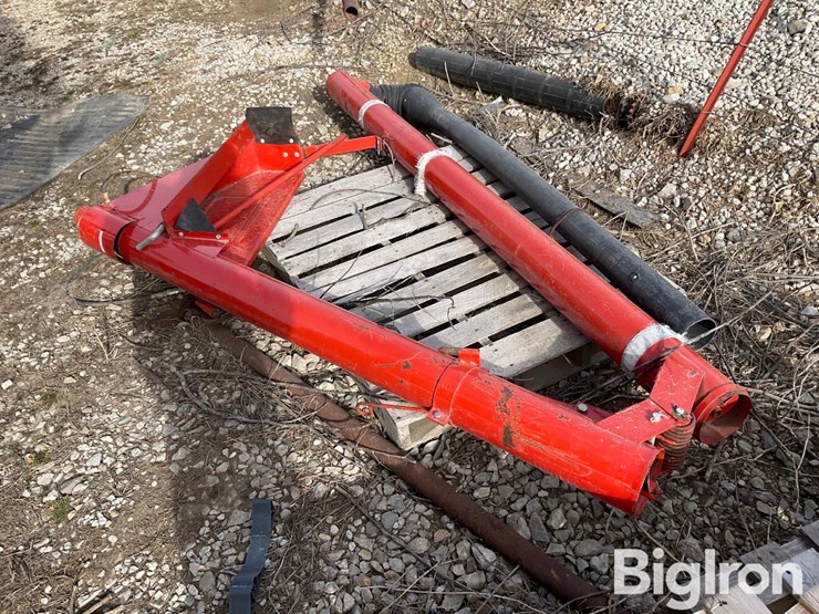 westfield-tailgate-drill-fill-auger-image-3
