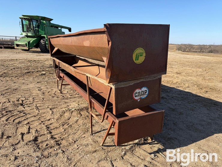 prairie-products-/-coop-12'-steel-feed-bunks-image-7