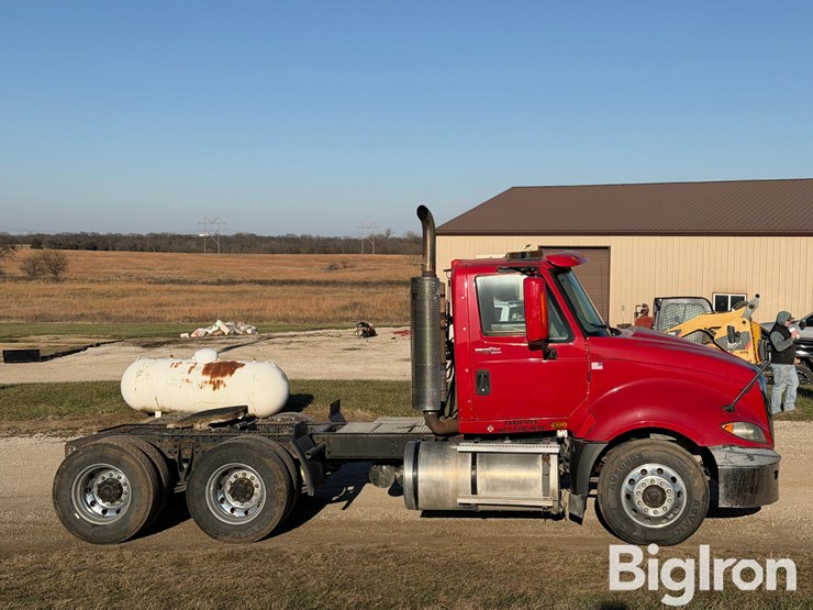 international-prostar-image-4