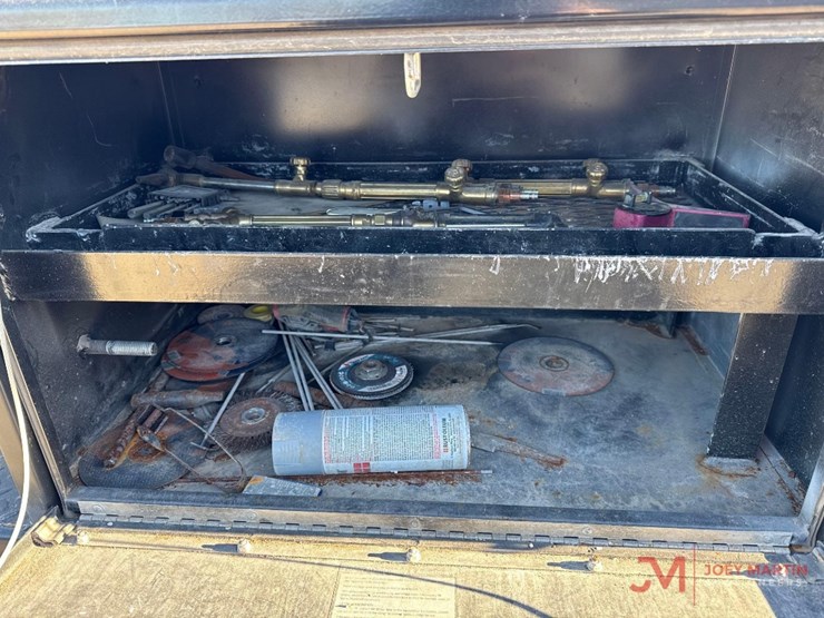 ford-f350-xl-image-29