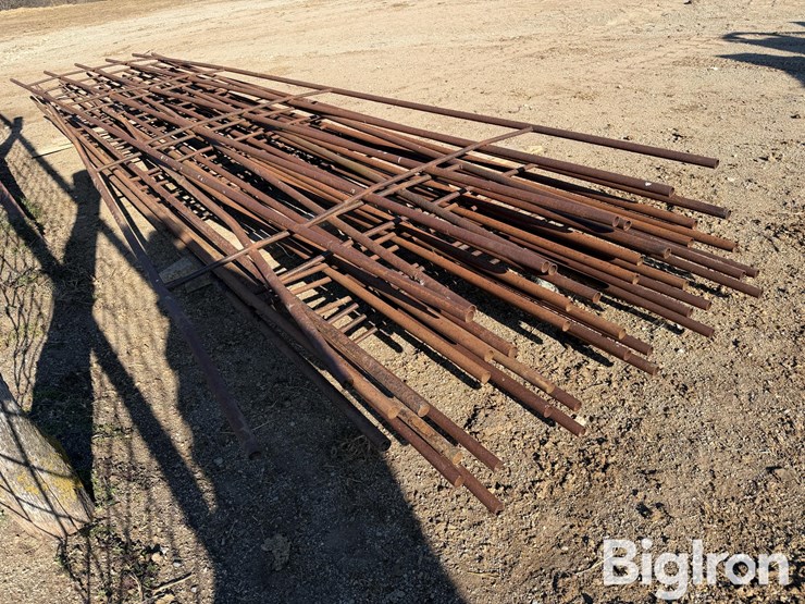 20'-5-bar-continuous-fence-panels-image-5