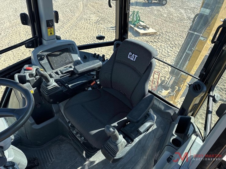 caterpillar-420-xe-image-27