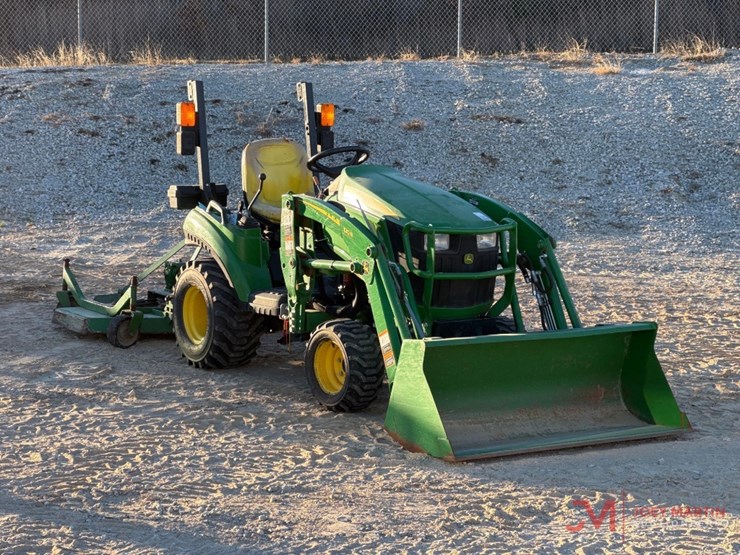 john-deere-1023e-image-1