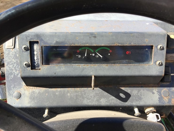 2016-deere-210lep-image-6