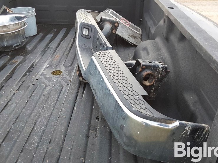 2014-ram-3500-hd-image-15