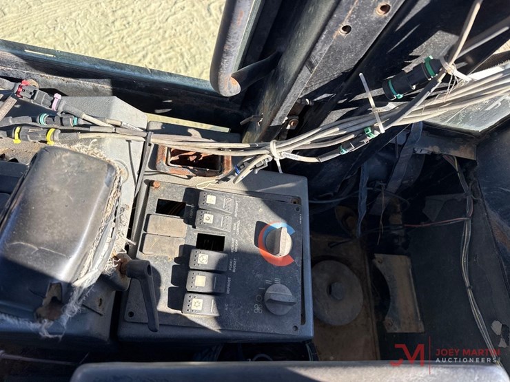 caterpillar-it28g-image-22