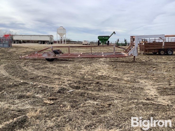 homemade-s/a-28'-bale-trailer-image-4