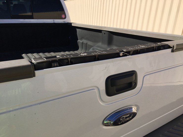 2013-ford-f350-image-15