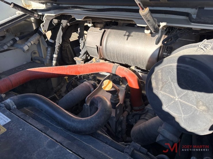 takeuchi-tl12r2-image-10