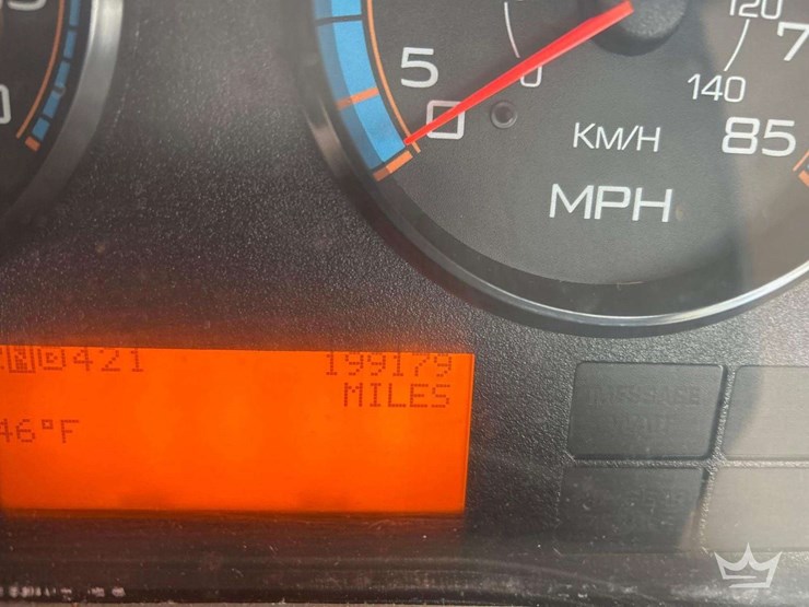 2018-international-durastar-4300-image-6