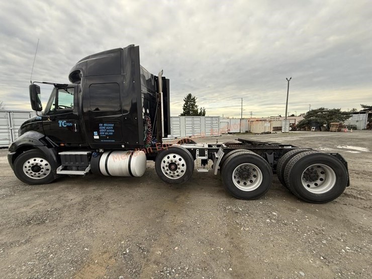 2017-international-prostar-image-3