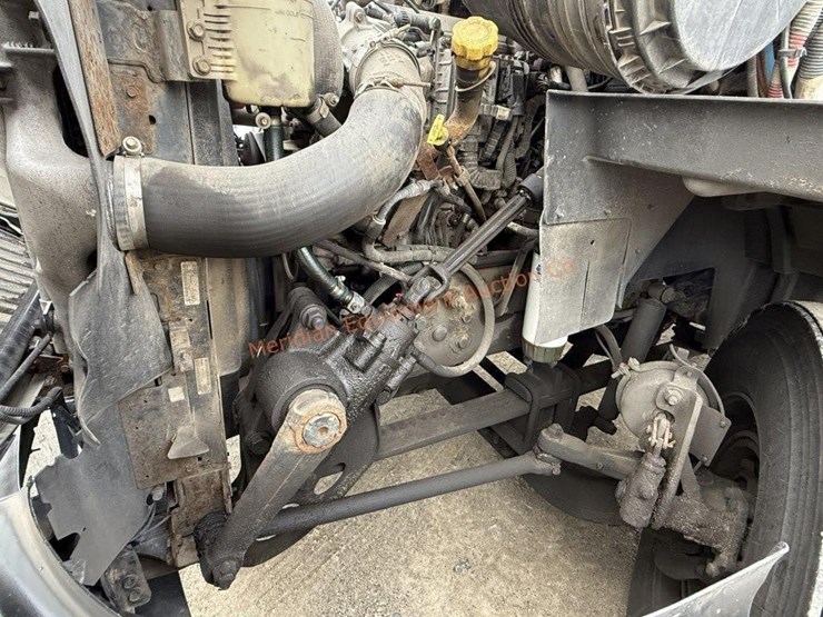 international-prostar-image-50