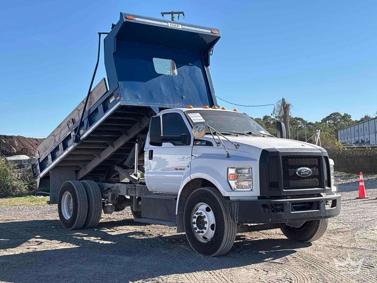 2017-ford-f650-image-2