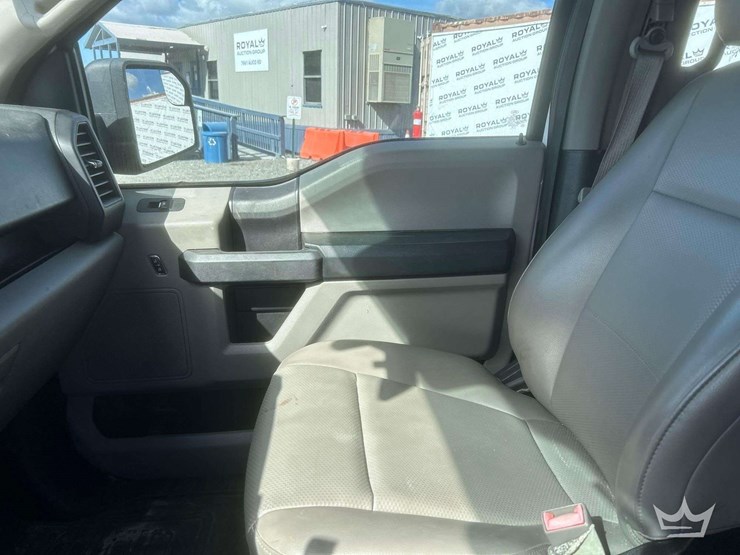 2019-ford-f150-image-31