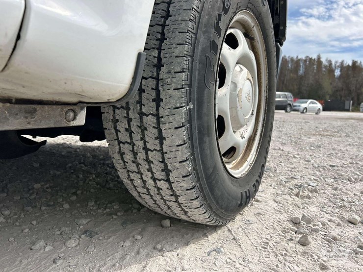 2017-ford-f150-image-24