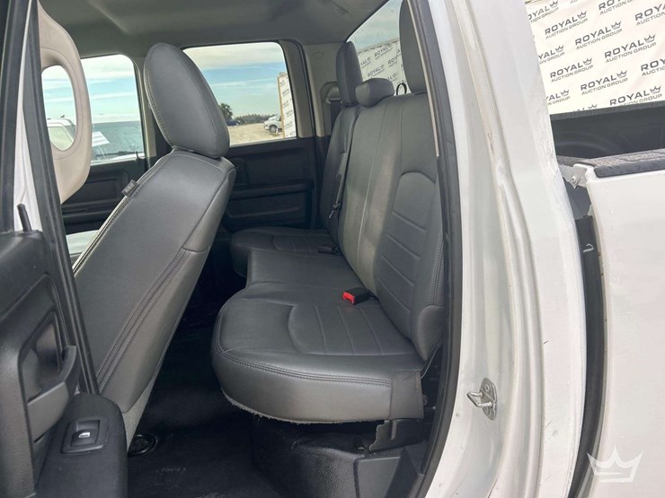 2018-dodge-1500-image-17