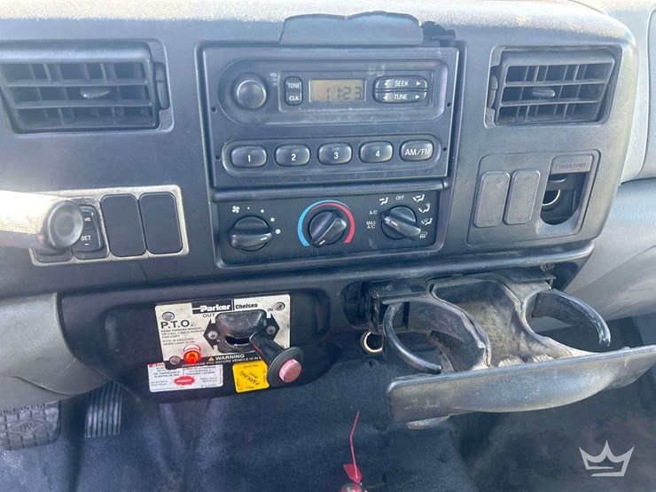 2009-ford-f750-image-12