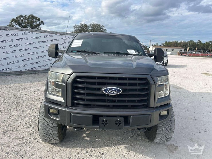 2017-ford-f150-image-22