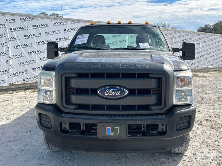 2015-ford-f350-image-28