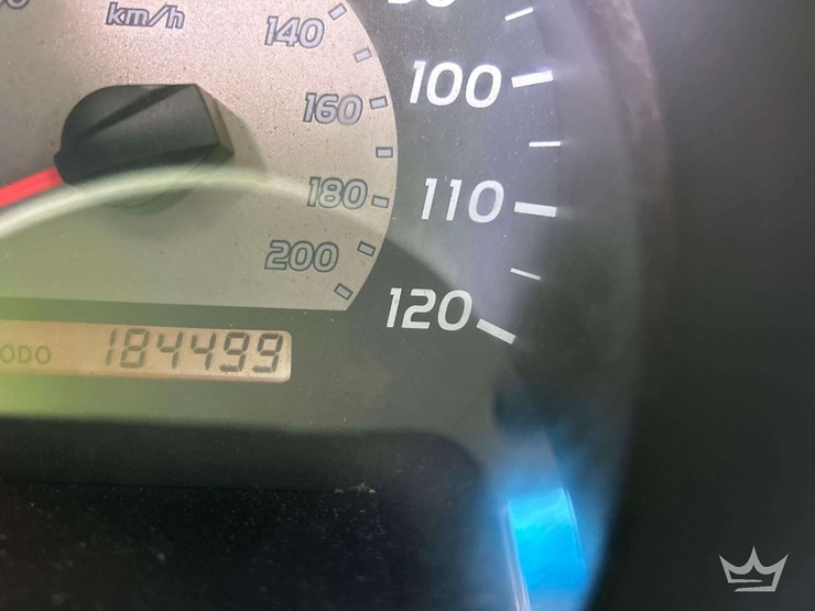 2010-toyota-tacoma-image-6