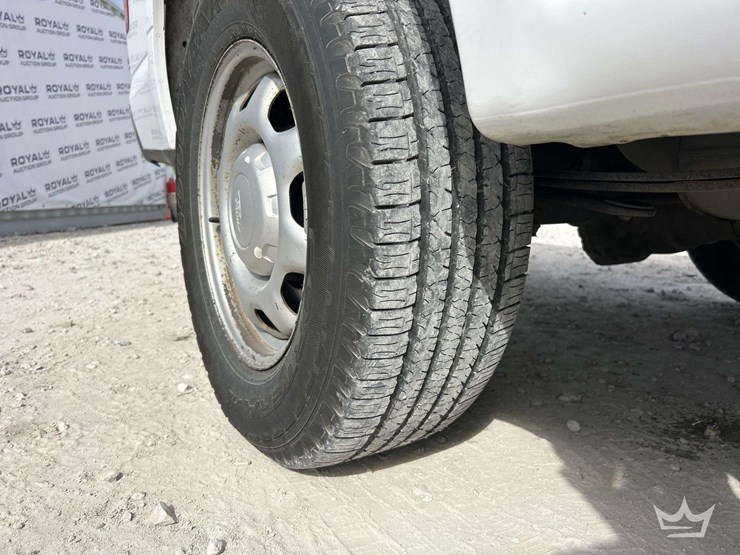 2017-ford-f150-image-25