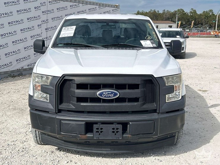 2017-ford-f150-image-27
