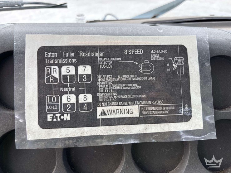 2003-sterling-l9500-image-28