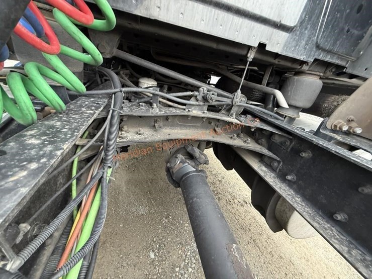 2017-international-prostar-image-37