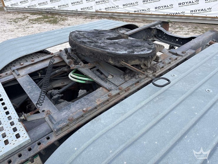 2003-sterling-l9500-image-10