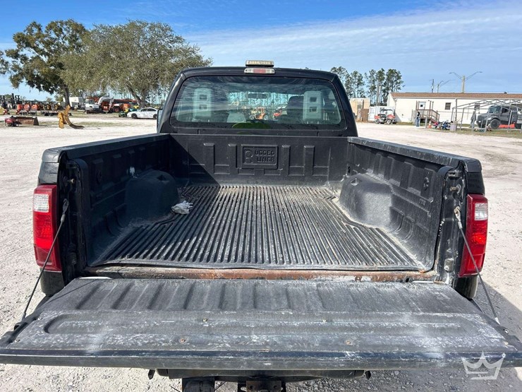 2015-ford-f350-image-22