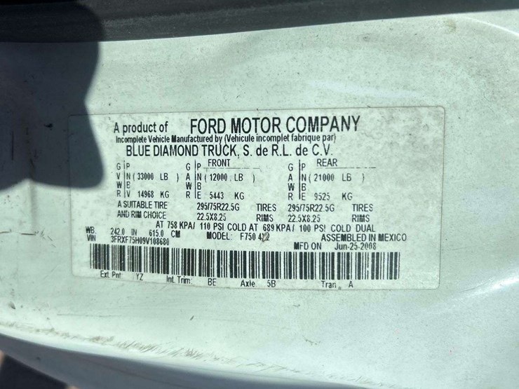 2009-ford-f750-image-5
