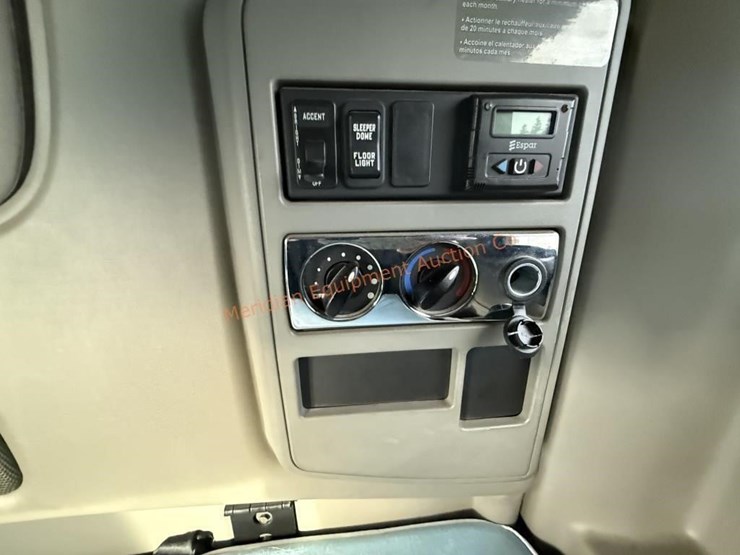 2017-international-prostar-image-36