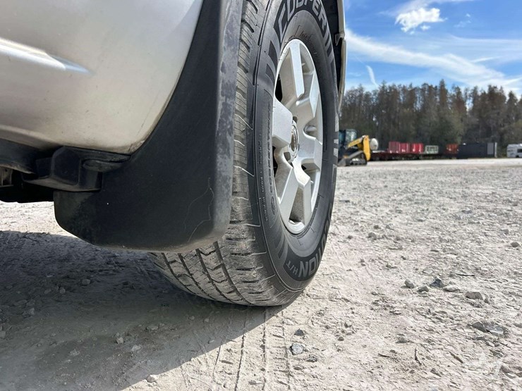 2006-nissan-frontier-image-23