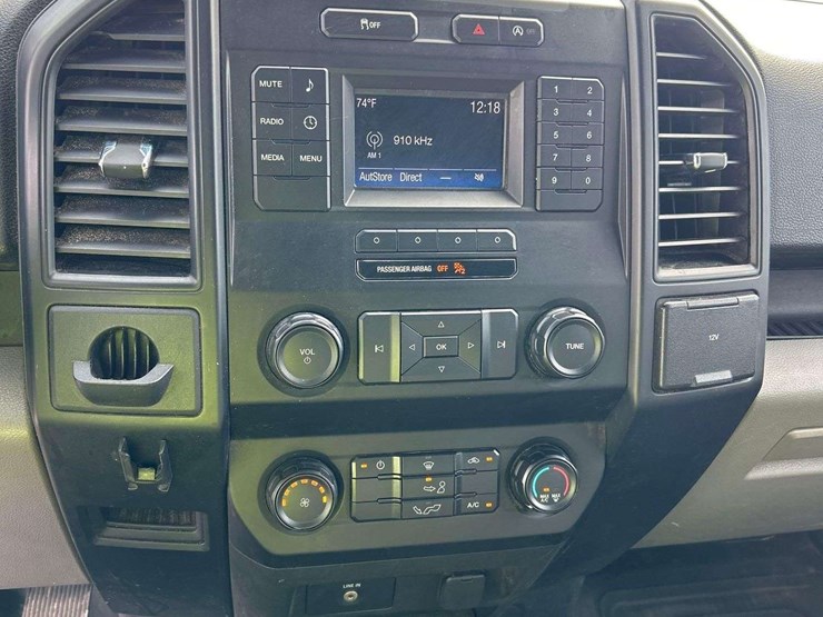 2017-ford-f150-image-17