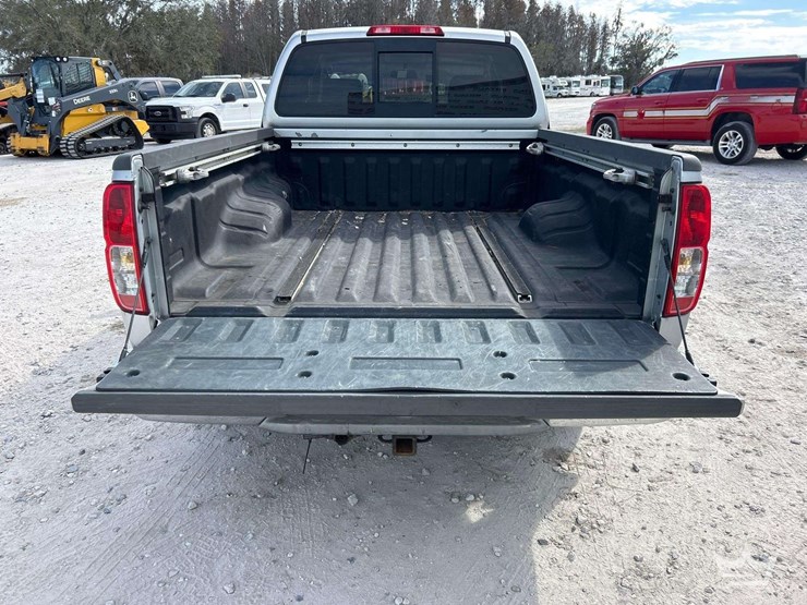 2006-nissan-frontier-image-20