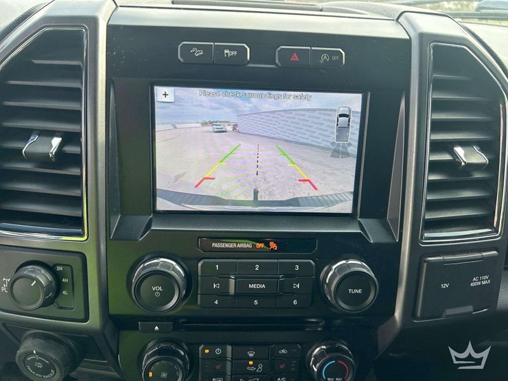 2017-ford-f150-image-16