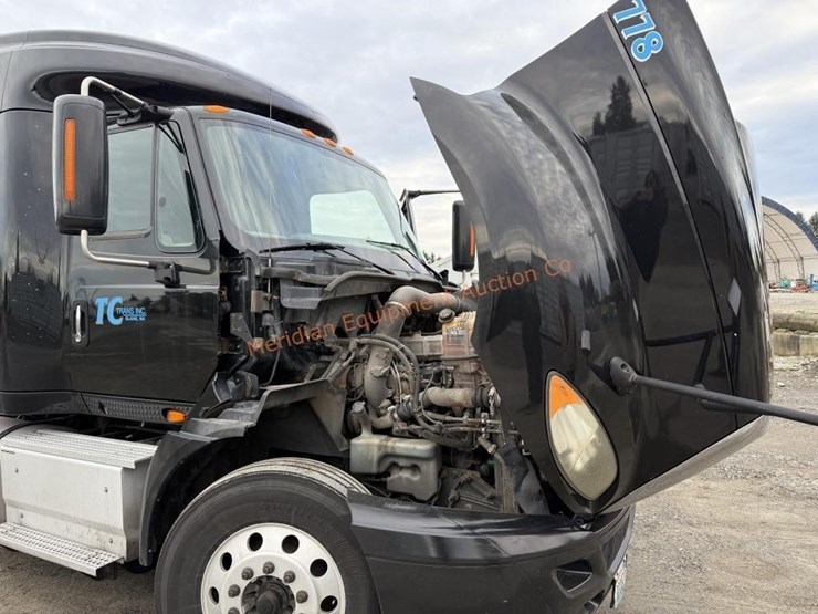 2017-international-prostar-image-61