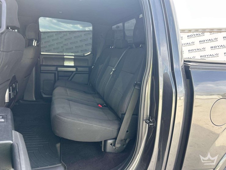 2017-ford-f150-image-17