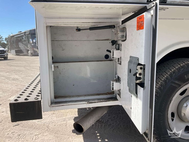 2008-ford-f250-image-28