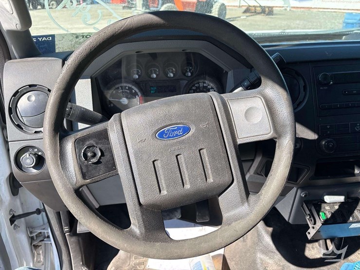 2013-ford-f250-image-14