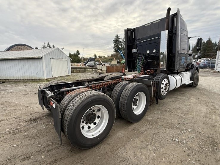 international-prostar-image-7