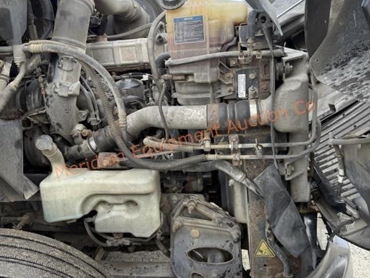 2017-international-prostar-image-28