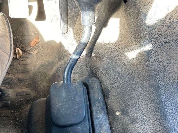 2015-ford-f350-image-19